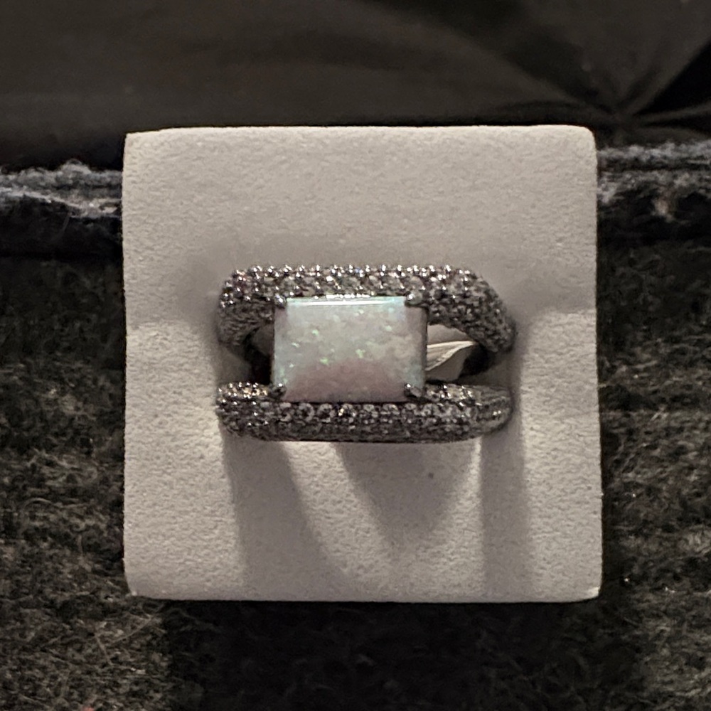 Elegant Silver Opal Ring